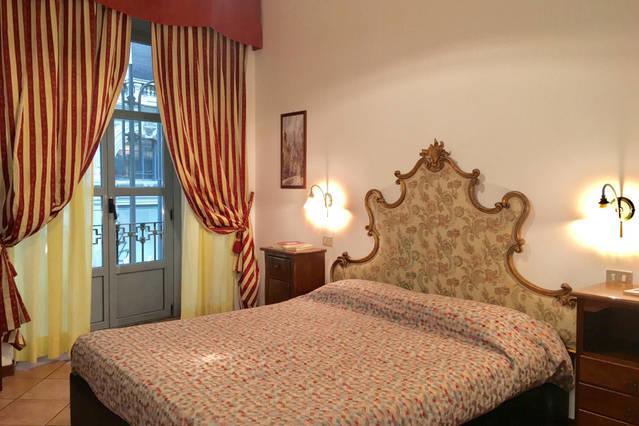Flat In Piazza Duomo Appartement Milaan Buitenkant foto